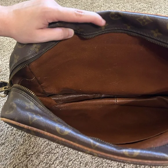 Vintage Louis Vuitton Brown Messenger Bag Monogram Design Coated Canvas Leather - Picture 11 of 16